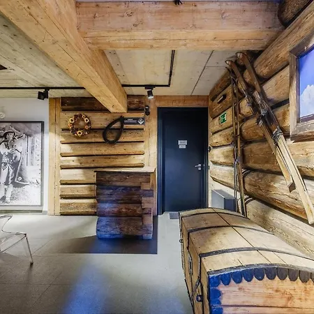 Apartamenty Pod Giewontem GAWRA - piękny apartament z tarasem, sauną i jacuzzi w cenie pobytu - 5 min pieszo do Krupówek-2